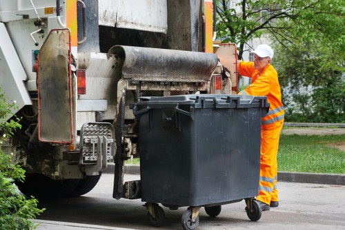 Professional Grab Lorry Hire services