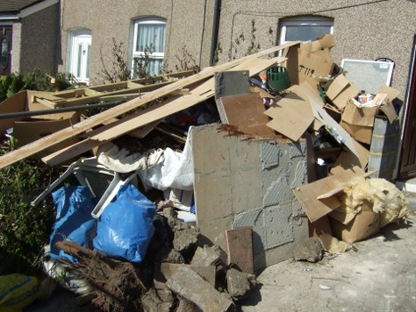 Commercial waste management services in Bounds Green